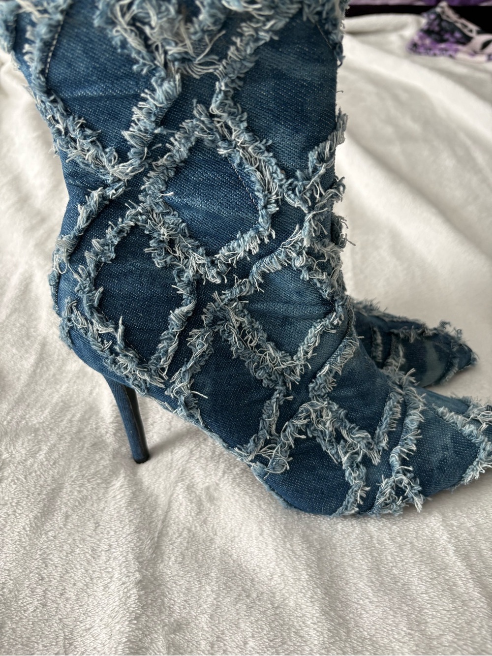 Denim Frayed Patchwork heeled boots size 9 - Picture 15 of 16